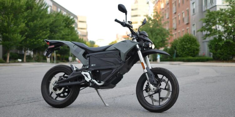 Electric Motorcycle Brings A New Personal Expression